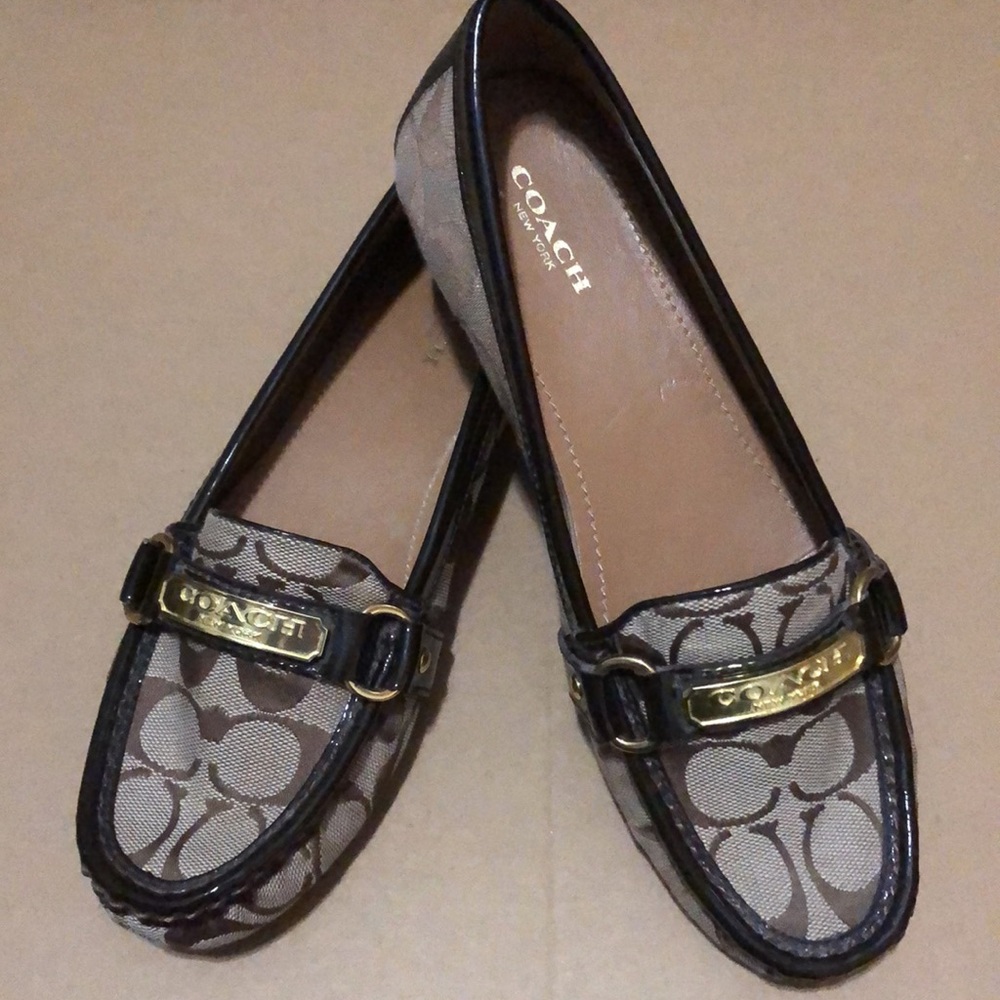 Coach Brown & Tan Flats Loafers - Size 8